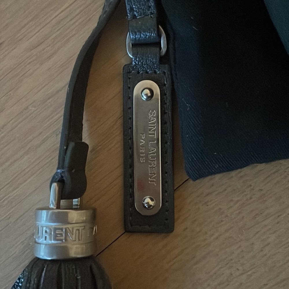 Authentic YSL purse - Picture 7 of 7